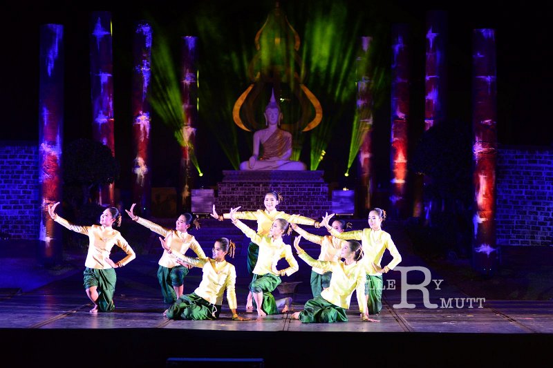 20151125-Loy Kratong_17.JPG